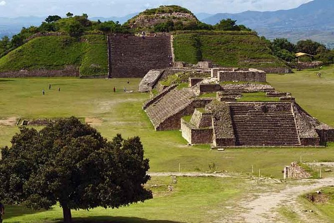 2 Days Oaxaca visiting Monte Albán, Mitla, Hierve el Agua, Mezcal - Who This Tour Suits Best