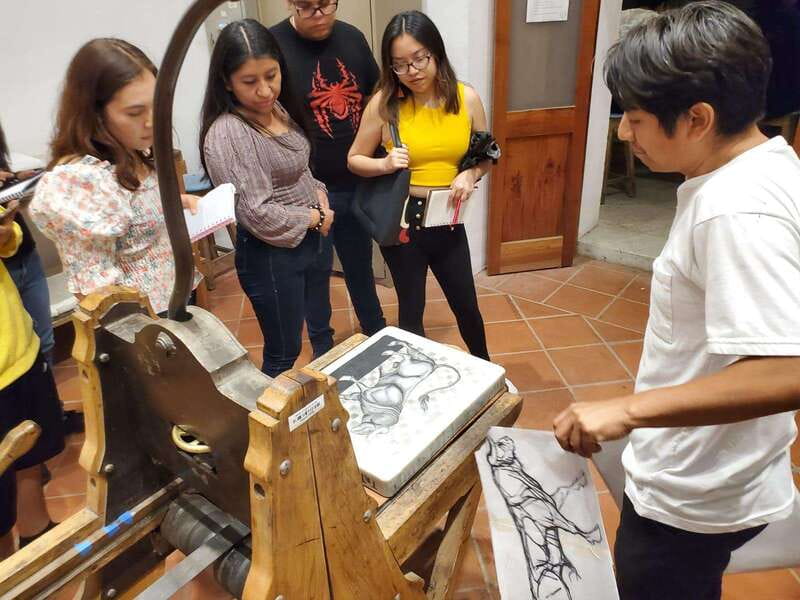 Art Workshops and Chocolate Shops Tour in Oaxaca - Finding the Foodlab in Centro: Your start point matters