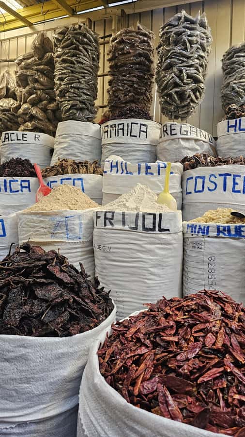 Food Tour at the Mercado de Abastos - Handicrafts at the end: shopping without getting trapped