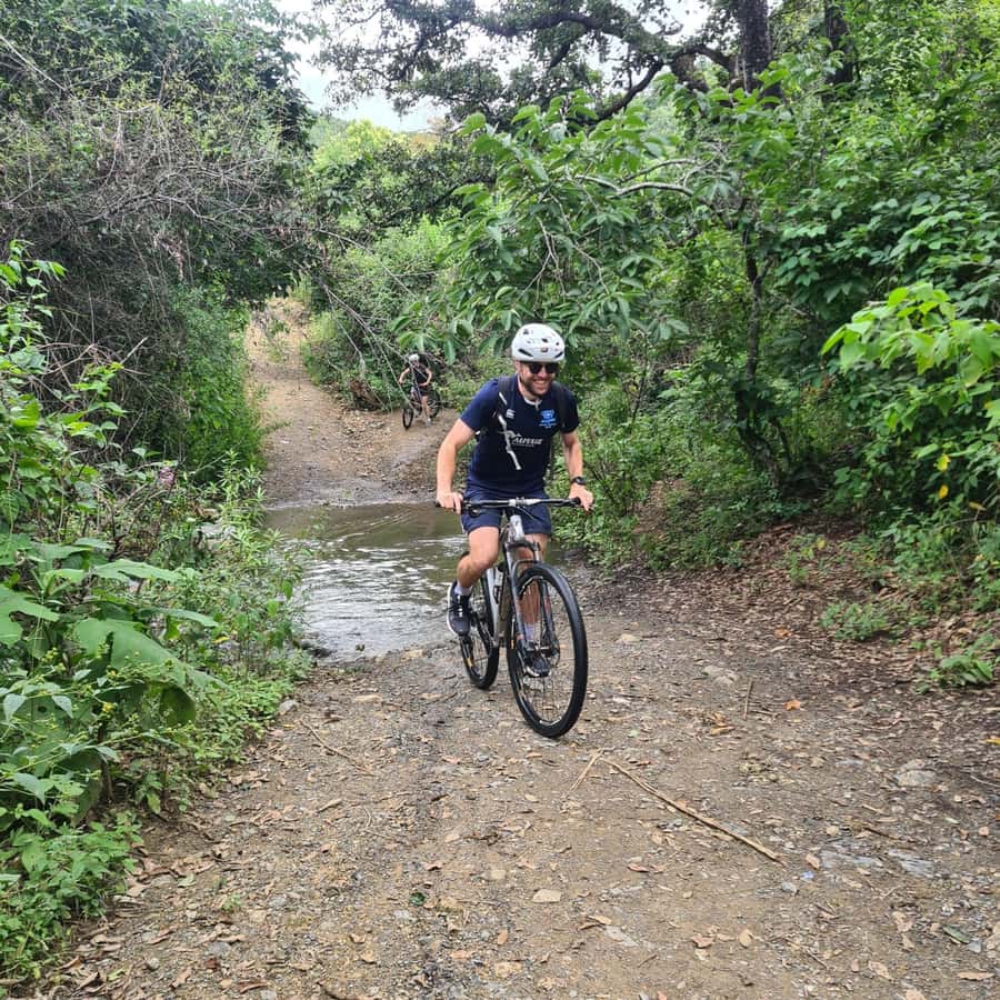 MTB Bike tour to the Monkey Tree + Bread Maker & Tule tree - The Monkey Tree arrival: 15 minutes of birds, donkeys, and quiet