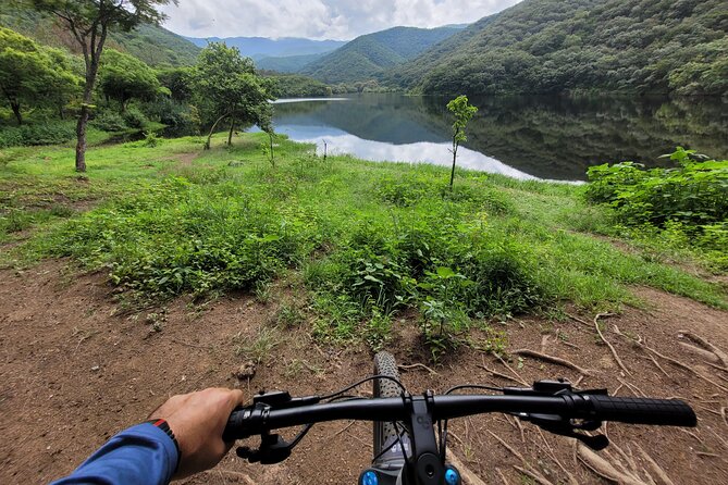 MTB Guided Ride, Tule Tree & Lake Half-Day - Santa Maria del Tule: Quick Break That Helps You Enjoy the Ride