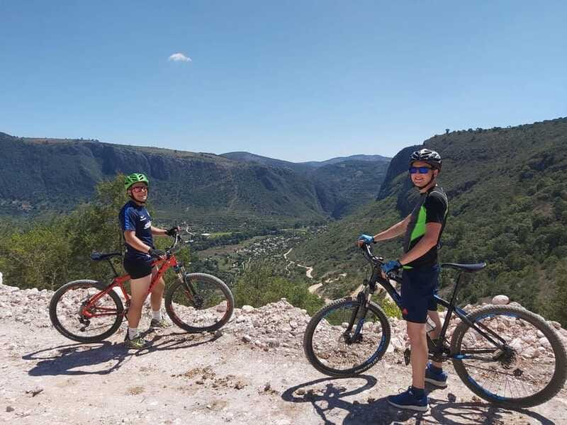 Oaxaca: Cascadas de Apoala 1 Day Bike and Hike tour - Pace, Fitness Level, and Real-World Comfort