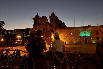 Oaxaca city bike ride - History & traditions - Stop-by-stop: from Panteón General to the Basilica de la Soledad