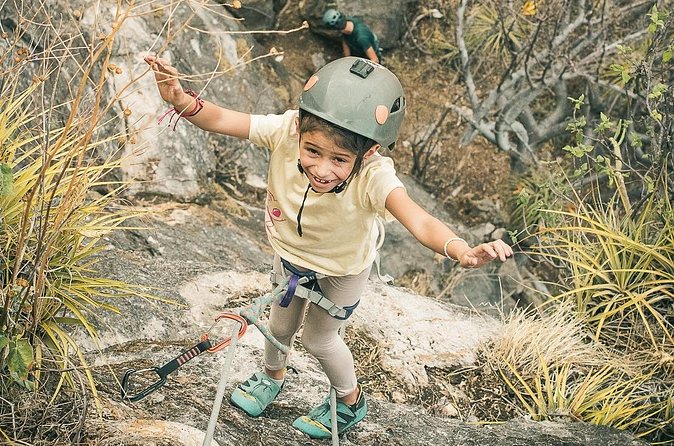 Private Climbing and Rappelling Experience in Oaxaca - The valley views and snack breaks that make it more than a workout