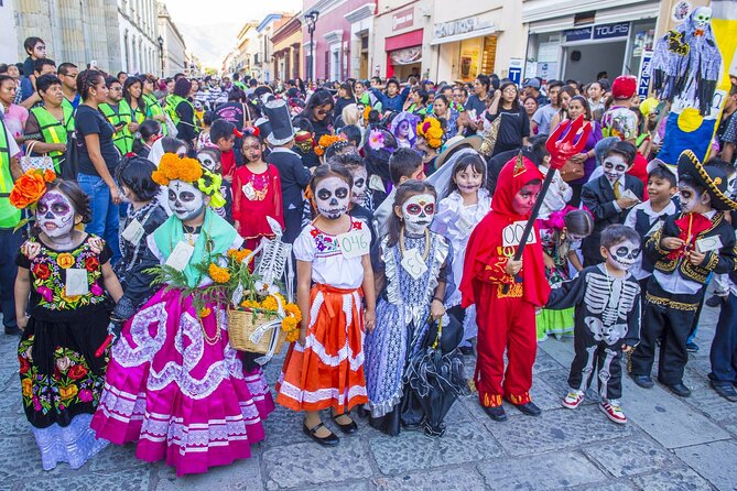 Private Oaxaca Walking Tour: Xoxocotlán Day of the Dead Altars - Guide Quality Can Vary: What to Watch Before You Go