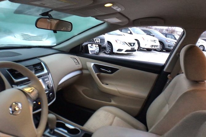 Private Transfer from the Airport to your Hotel/house . - Vehicles, air-conditioning, and support for kids and wheelchairs