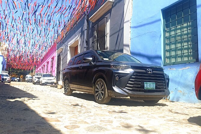 Private Transfer from the Airport to your Hotel in Oaxaca - The ride into Oaxaca City: timing that matches reality