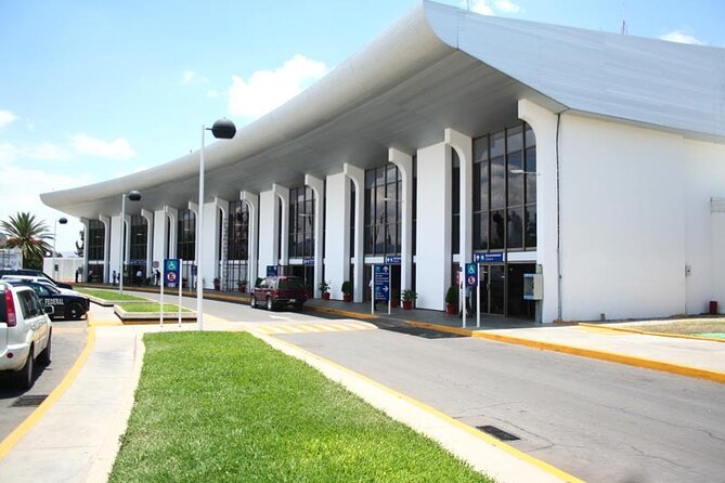Shared Arrival Transfer: Oaxaca Airport to Hotels - From Xoxocotlán to Oaxaca Centro: how the transfer flow works