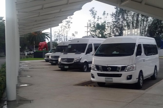 Shuttle from downtown Oaxaca city to Oaxaca airport. One way - Key things to know before you go
