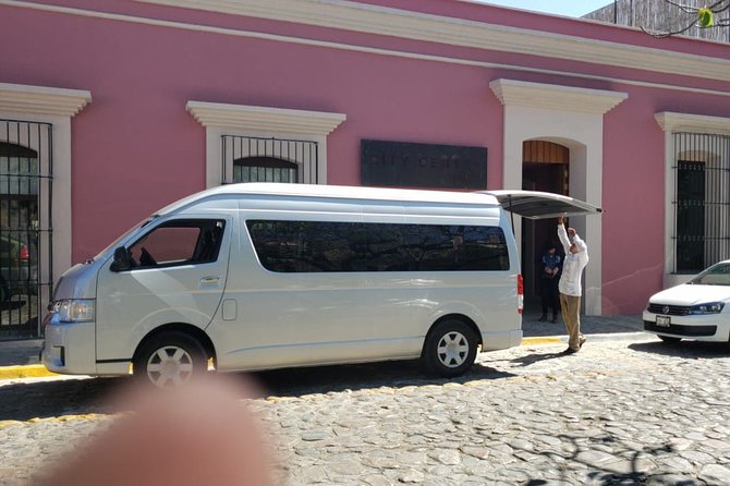 Shuttle from downtown Oaxaca city to Oaxaca airport. One way - Service days and group size: what “shared” means here